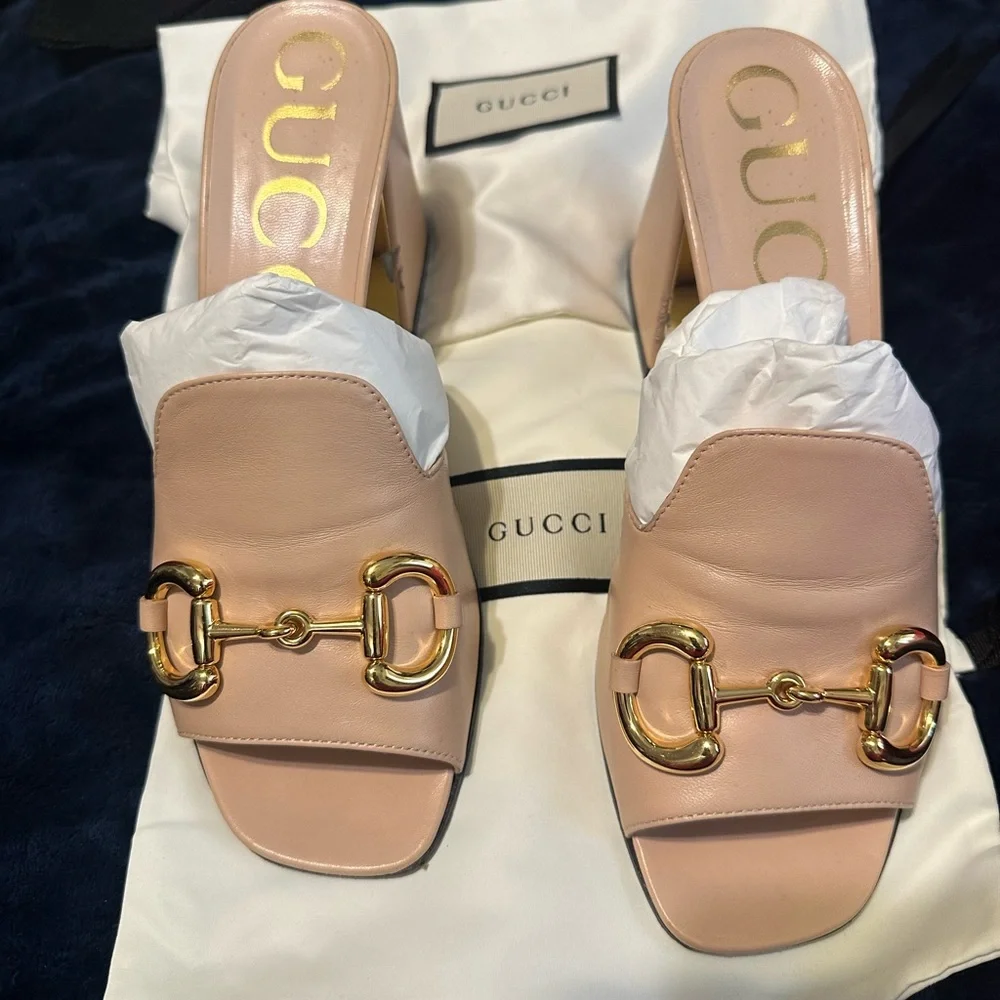 Gucci horsebit Women's 
Beige Leather Mules - Picture 7 of 16